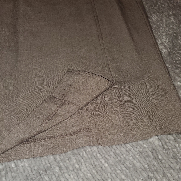 Skirt - Picture 4 of 4